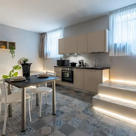 Apartment Duomo-navigli - Loft Romana Con Wi-fi & Netflix Milan